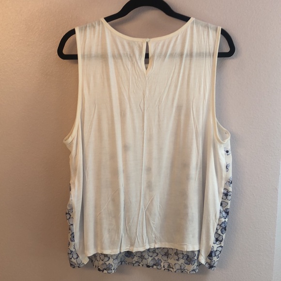 Elle Sleeveless Top Blue Flowers XXL - Picture 2 of 4